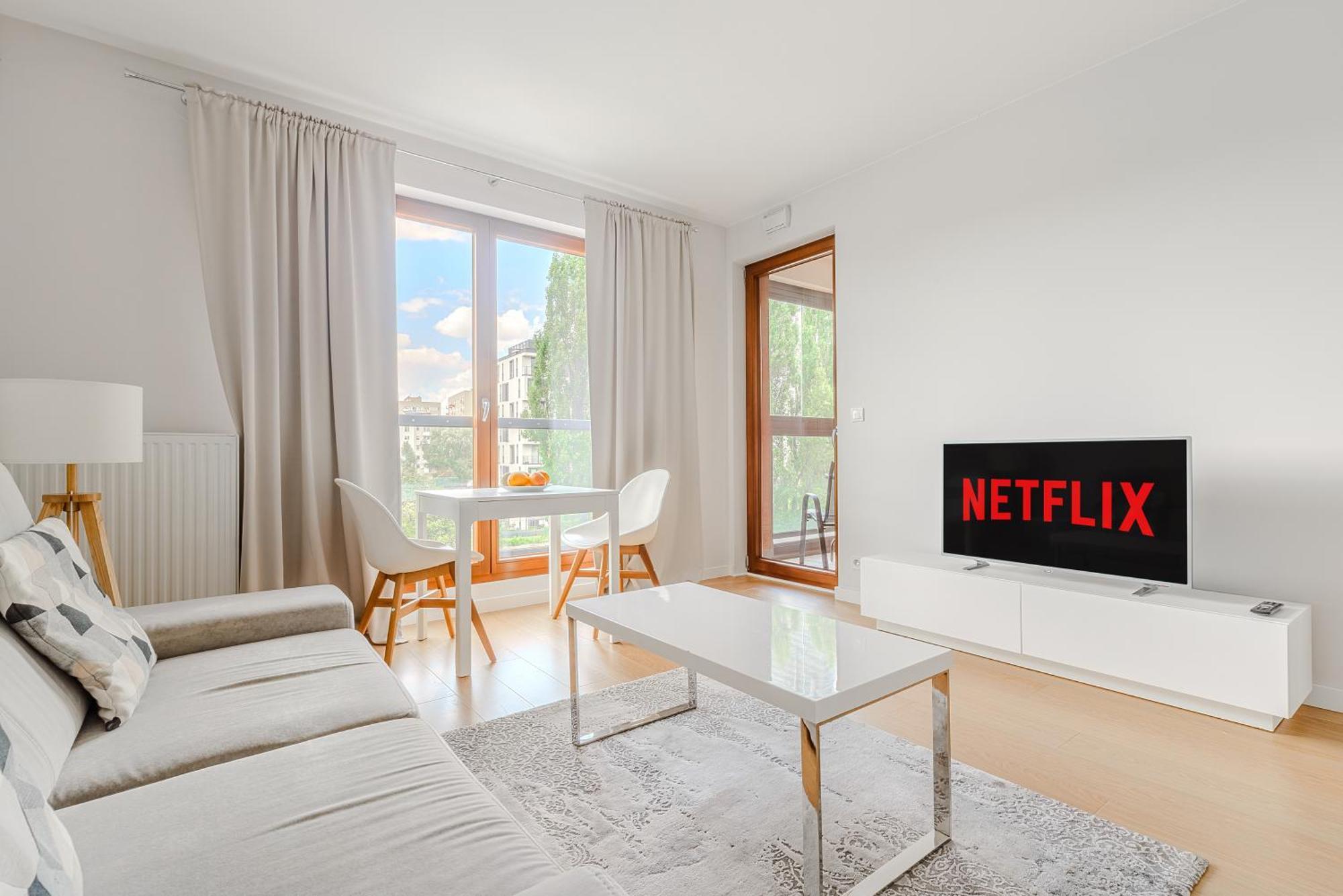 Cozy Family Apartments With Balcony Near Zlote Tarasy ワルシャワ エクステリア 写真