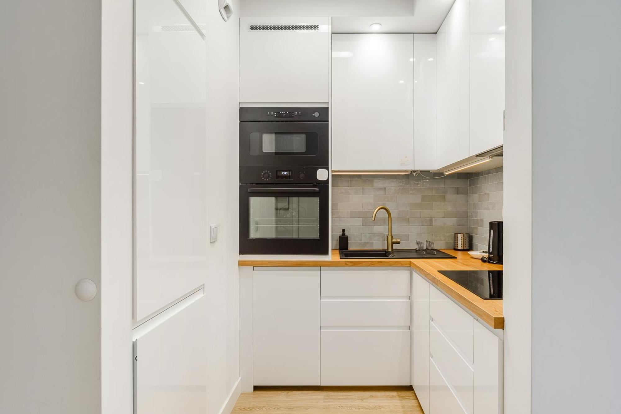 Cozy Family Apartments With Balcony Near Zlote Tarasy ワルシャワ 部屋 写真